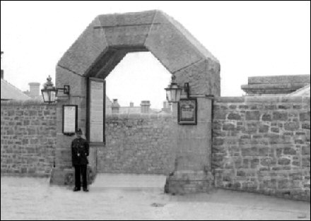 Princetown Prison entrance (1932)