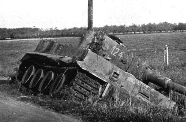 Ditched Tiger Tank at de Hoop crossroads