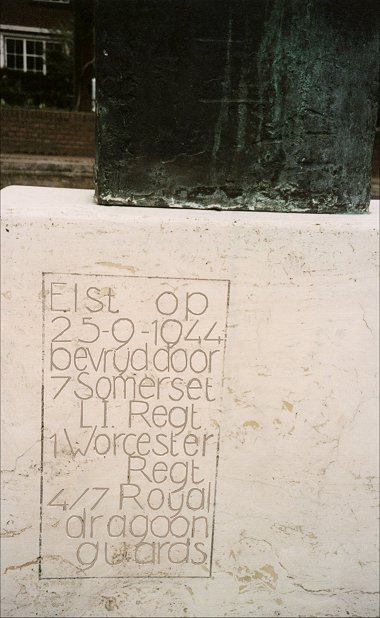 Liberation Monument inscription Elst