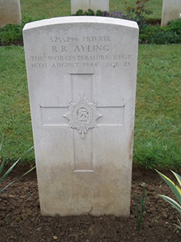 Private (Lance-Corporal) Reginald R. Ayling (5255296) grave