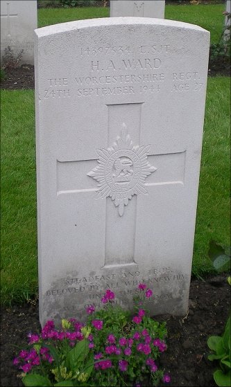 Lance Sergeant Horace Arthur WARD (14397534) war grave