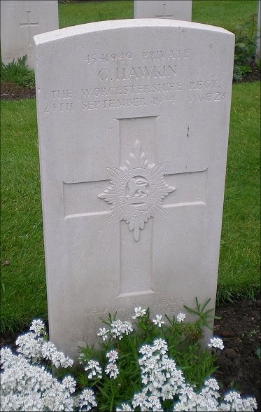 Private George HAWKIN (4541949) war grave